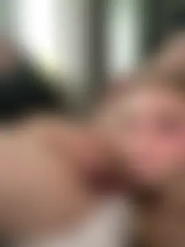 DuoBitches_ Pertunjukan Webcam
