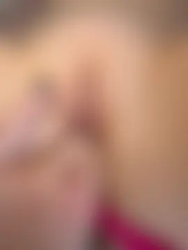 חדר צ'אט בשידור חי של DuoBitches_