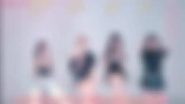 IVE-111's Live XXX Chat