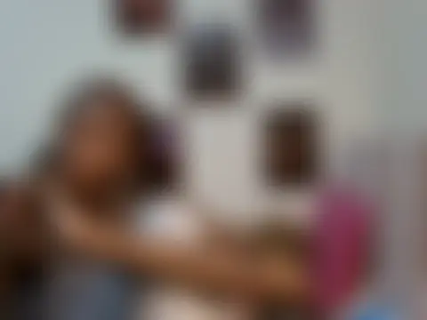 חדר צ'אט בשידור חי של Eira01