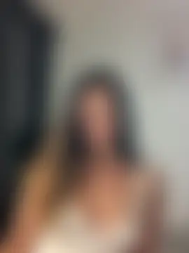 AnnaFlowerBabe élő chatszobája