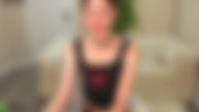 Nicole_Allenn élő chatszobája