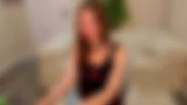 Nicole_Allenn live-chat rom