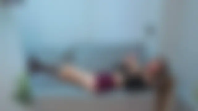 Nicole_Allenn live-chat rom