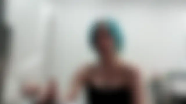 Sala de chat en directo de ZolaCoonradt