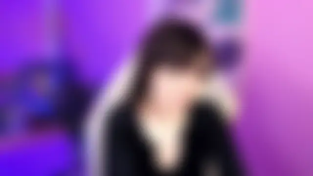 _Arlie_ Adlı Modelin Canlı XXX Sohbeti
