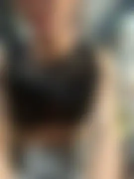 Živá chatovací místnost quyquy01