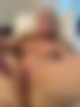 Chat soba uživo modela EllaBaby18