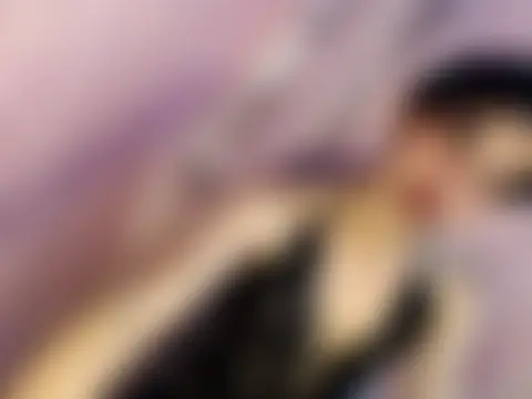 Pokazy przed kamerką – UrasianFemboy