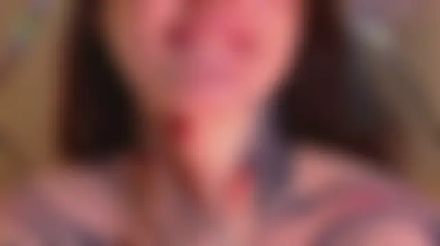 غرفة دردشة Emily_swain المباشرة