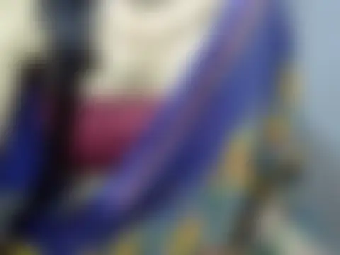 Thirsty_Moni Live Chatraum