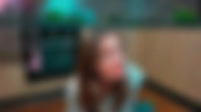 Chat soba uživo modela MieliaLi