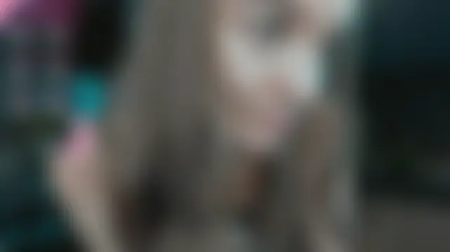 MieliaLi élő chatszobája