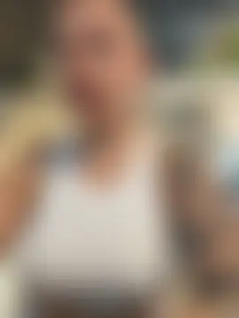 חדר צ'אט בשידור חי של IveySin