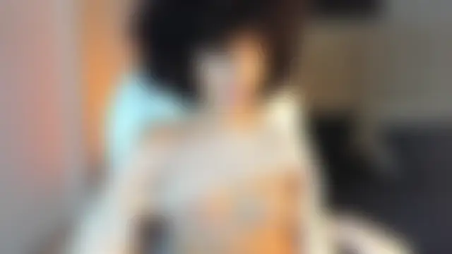 Phòng Chat Trực Tiếp Naomy9_