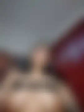 VioletaLane Adlı Modelin Canlı Sohbet Odası