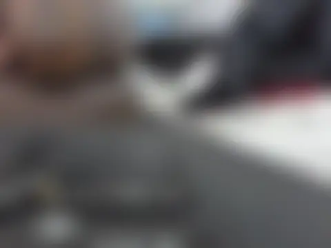 Naughtybadgal22のライブチャットルーム