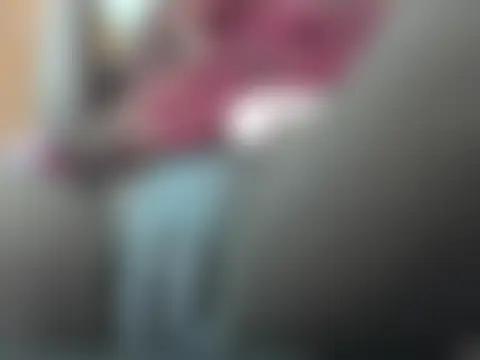 Naughtybadgal22のライブチャットルーム