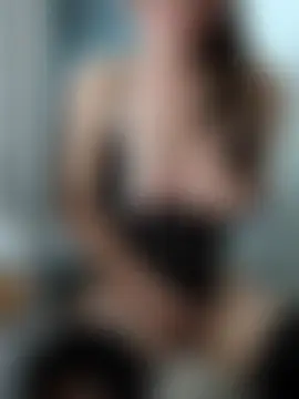 pure_elenan Live chat-huone