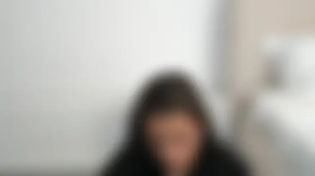 LuciannaBell élő XXX-chatje
