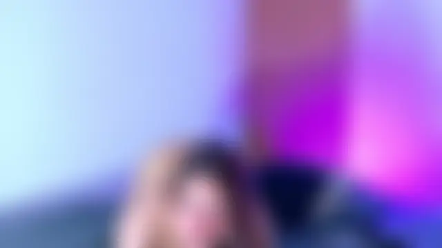 Alexiarosse_'s Live Chat Room