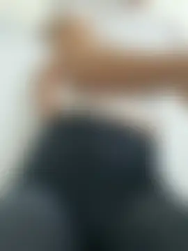 Chat soba uživo modela NINA2102