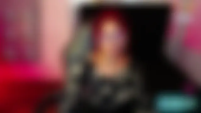 Lyrarose__ élő chatszobája
