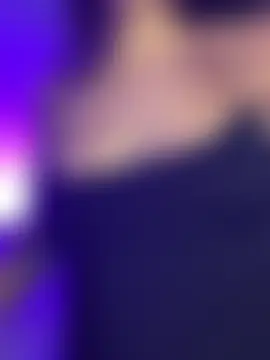 Sala de chat en directo de Valeriaa_11