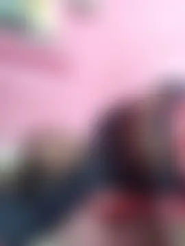 Rinee_suwanee Adlı Modelin Canlı Sohbet Odası