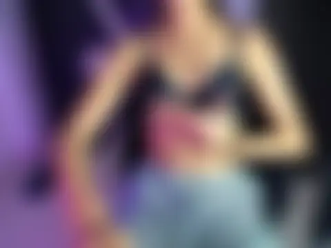 חדר צ'אט בשידור חי של Diya_sinha