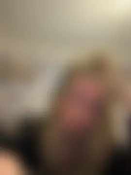 Serena_t élő chatszobája