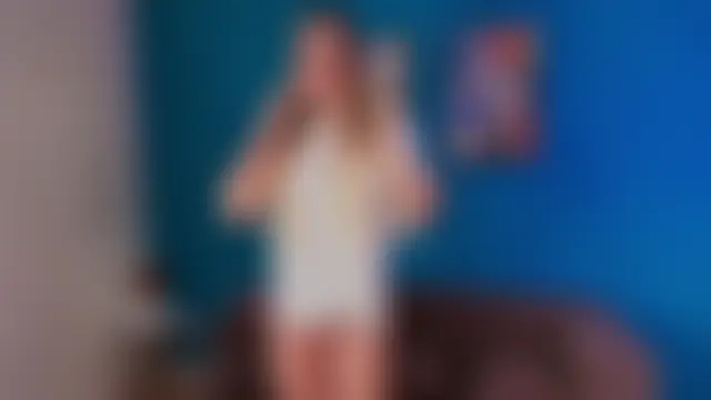 Valentina_Saint Adlı Modelin Canlı Sohbet Odası