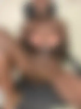 Chat soba uživo modela Hildahoi