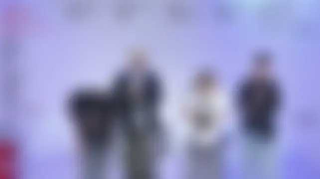 JIE-777 在線直播表演