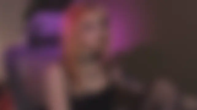 EffieRayのライブXXXチャット