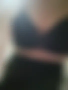 Em_mi Live Chatraum