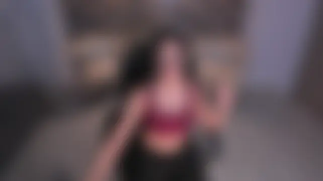 RachelCross Adlı Modelin Canlı XXX Sohbeti