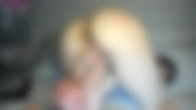 Chat soba uživo modela youlovesaraah