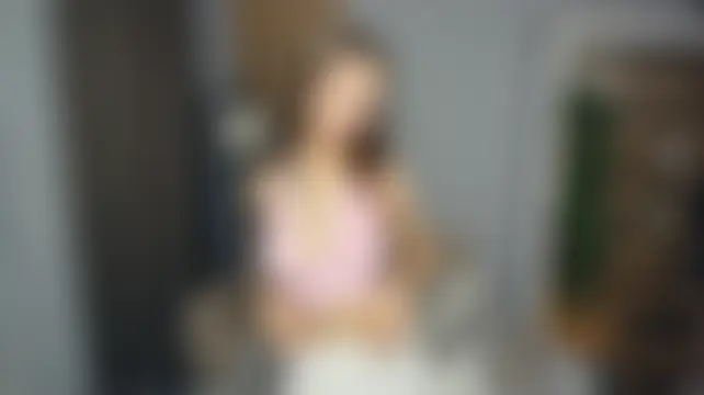 EliseLetarte Adlı Modelin Canlı Sohbet Odası