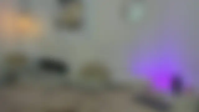 iambastet's Live Chat Room