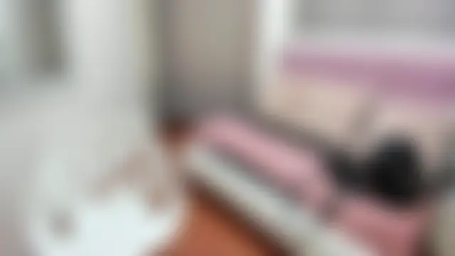 Elizabeth_Mills 现场聊天室