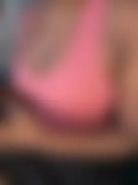 Hot_Chocolati's Live Chat Room