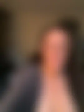 Pokój czatu na żywo – ChubbyBetty15