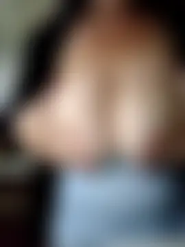 dolcissimaeffe's Live XXX Chat