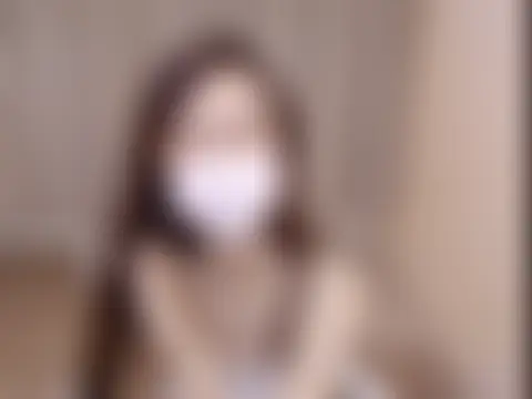 Sala de chat ao vivo de Momo-77
