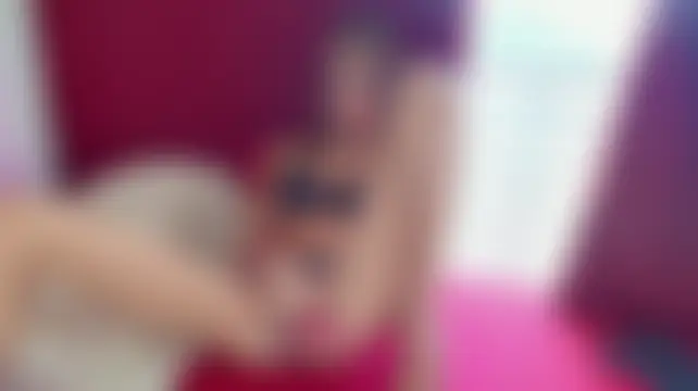 GlowingBlondien Live XXX chat
