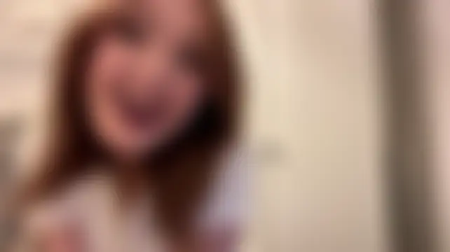 Živá chatovací místnost sereneglowz