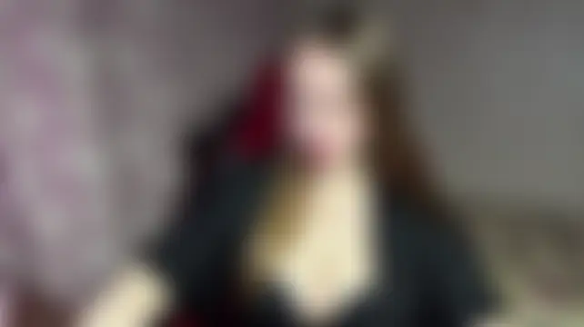 MeganHollyss чат на живо