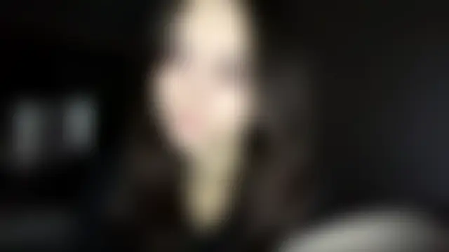 Barbie_ee Show in webcam