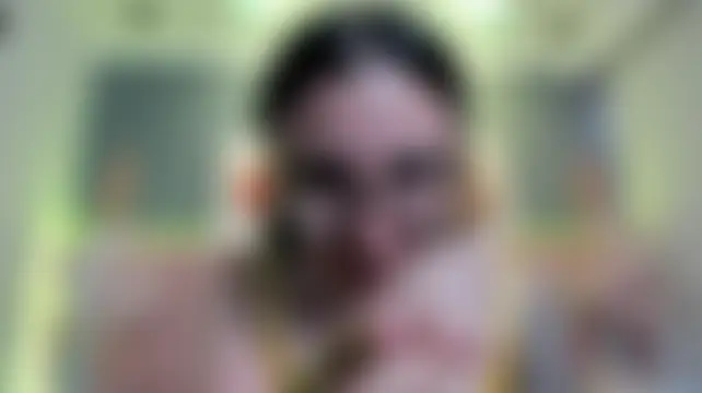 Anna__brown1 élő XXX-chatje